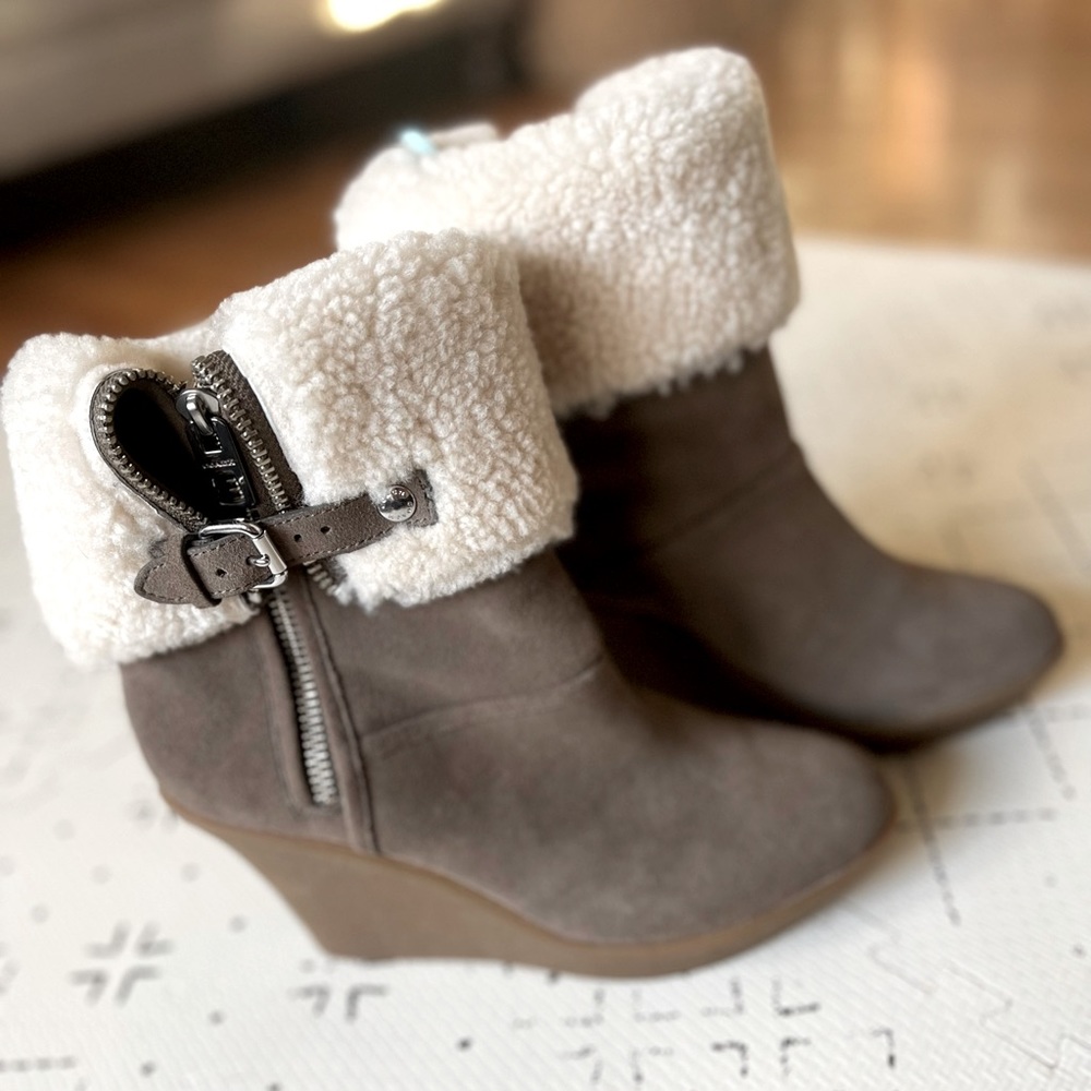 NWOT suede and wool coach boots